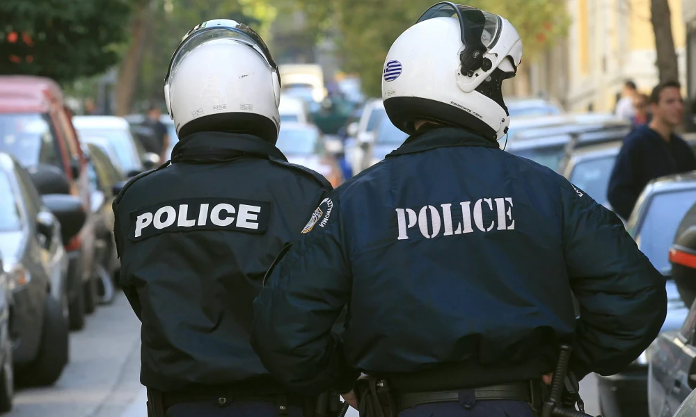 Άμφισσα: 14χρονοι Ρομά έκλεψαν χάλκινα καλώδια- Προκάλεσαν ζημιές ύψους €10.000 για να εξαφανίσουν τα ίχνη τους